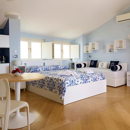 Suite Aphrodite - Exclusive Flat Salernes Extérieur photo