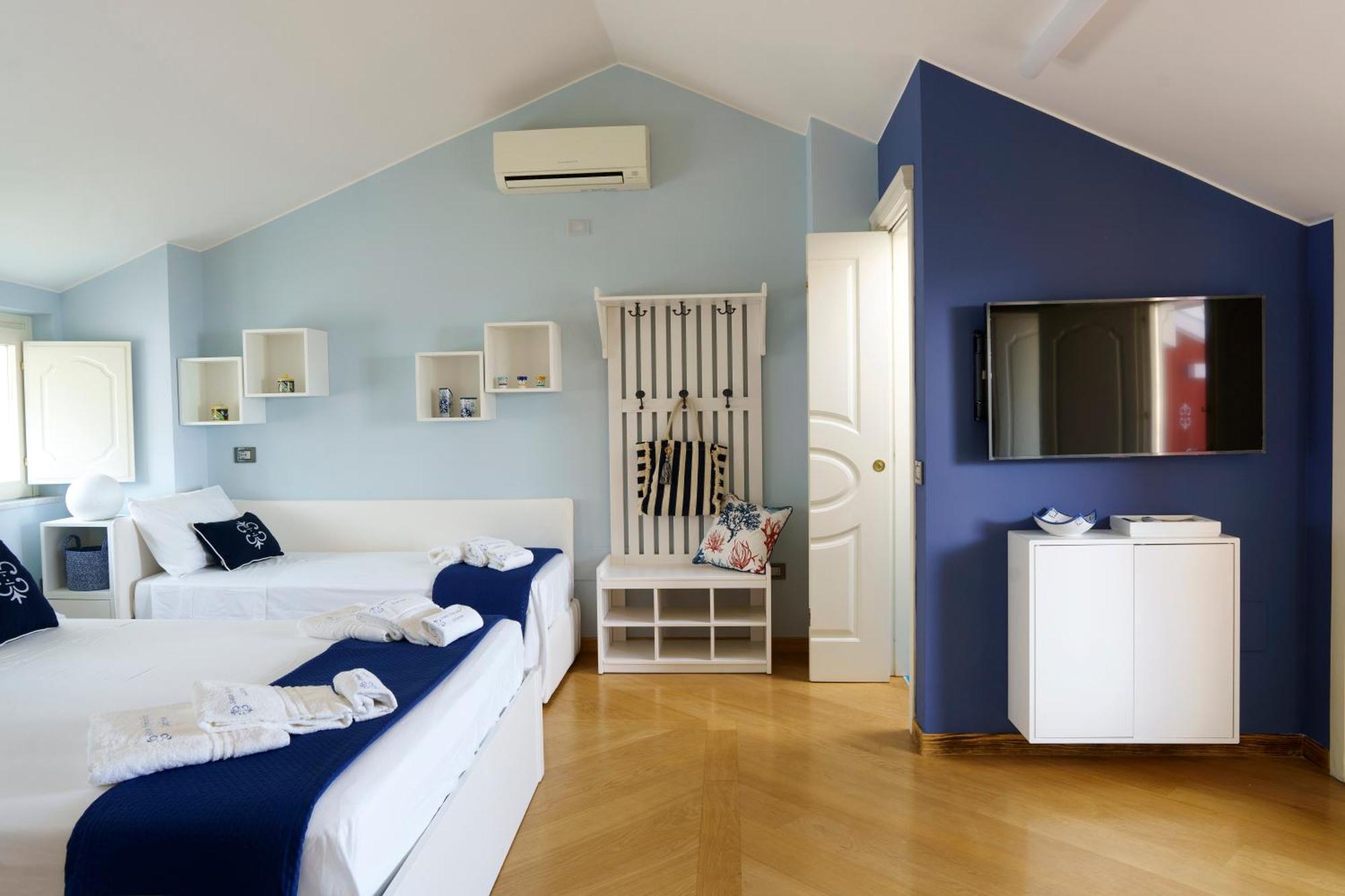 Suite Aphrodite - Exclusive Flat Salernes Extérieur photo