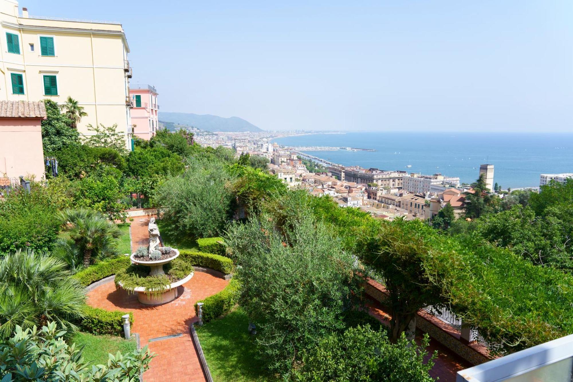 Suite Aphrodite - Exclusive Flat Salernes Extérieur photo