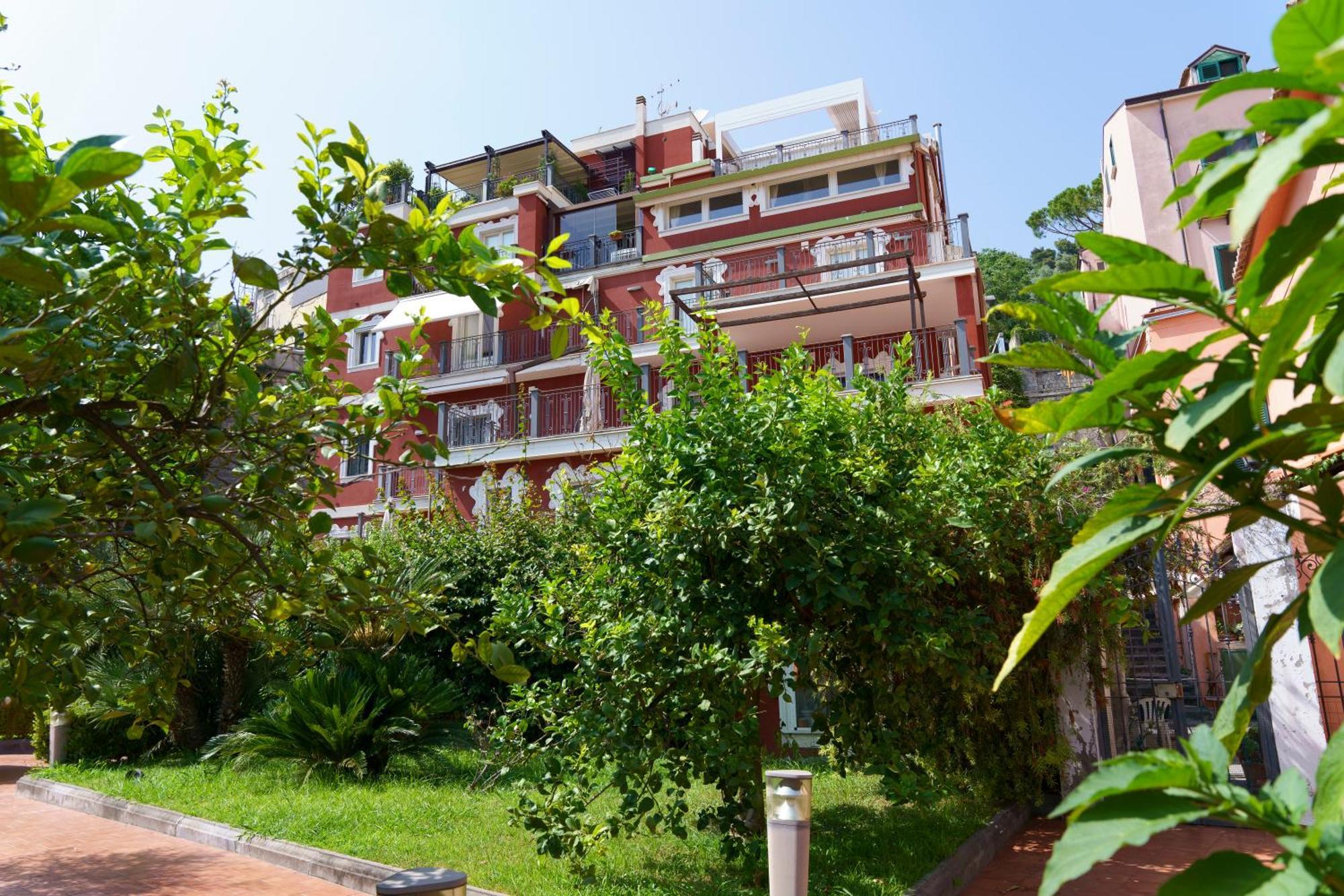 Suite Aphrodite - Exclusive Flat Salernes Extérieur photo