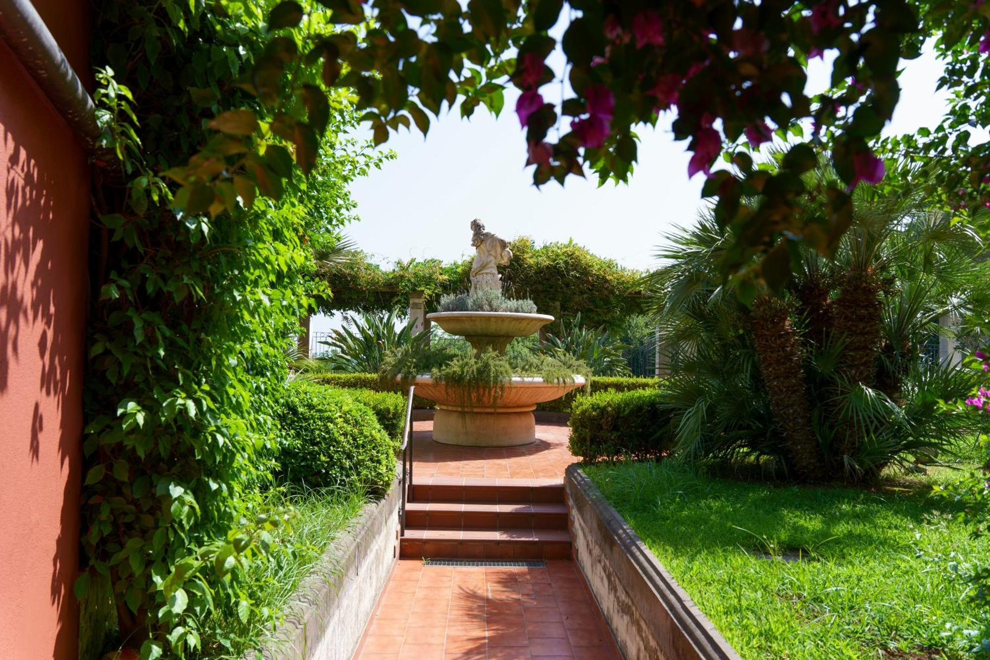 Suite Aphrodite - Exclusive Flat Salernes Extérieur photo
